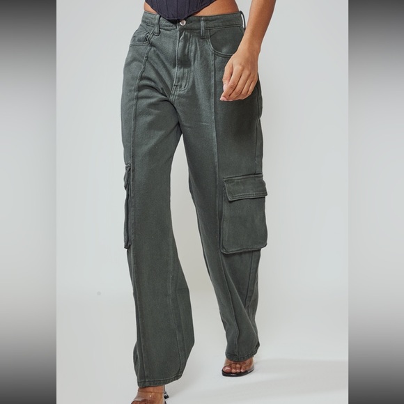 NWT PLT Dark Green Cargo Jeans. Size 8 - Picture 4 of 4